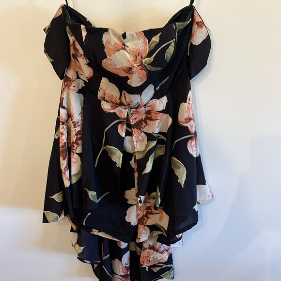 Selfie Leslie Black Floral Dress - Picture 4 of 6